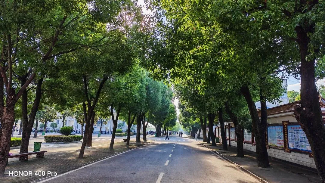 星河为路赴山海,逐梦中考正当时 | 麻城市第二初级中学2026届九年级毕业典礼侧记-第2张图片-四季读书网 星河为路赴山海,逐梦中考正当时 | 麻城市第二初级中学2026届九年级毕业典礼侧记-第2张图片-四季读书网