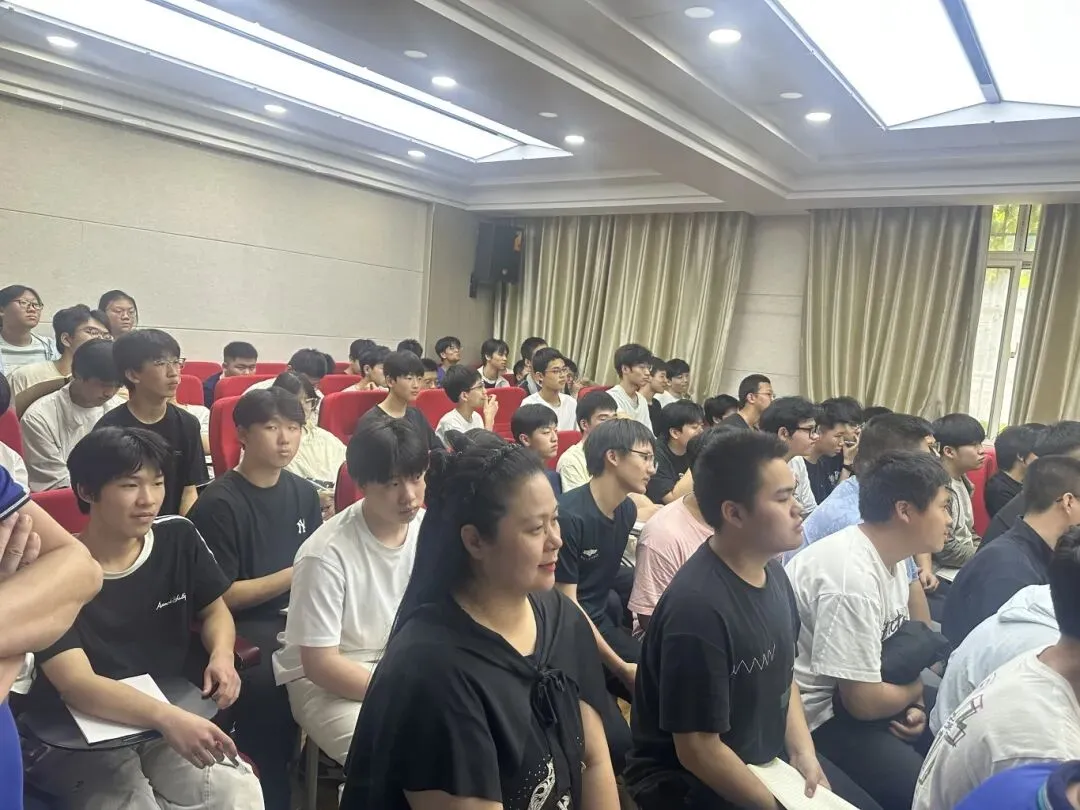以万全准备,赴中考之约|我校开展中考考前专题讲座,助力龙门学子决胜!-第24张图片-四季读书网 以万全准备,赴中考之约|我校开展中考考前专题讲座,助力龙门学子决胜!-第24张图片-四季读书网