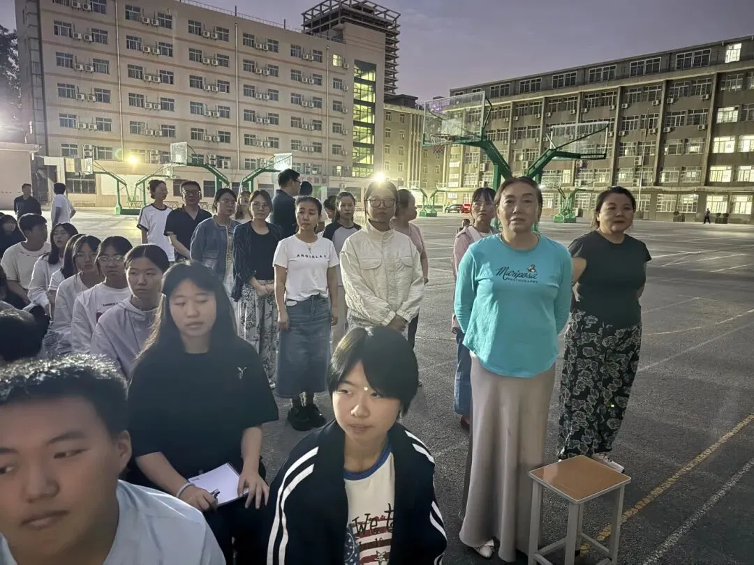以万全准备,赴中考之约|我校开展中考考前专题讲座,助力龙门学子决胜!-第25张图片-四季读书网 以万全准备,赴中考之约|我校开展中考考前专题讲座,助力龙门学子决胜!-第25张图片-四季读书网