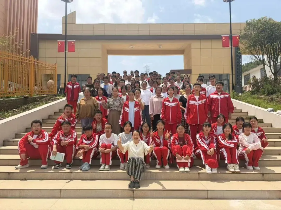 家校同心聚力,护航中考冲刺|众泰学校九年级期末家长会圆满落幕-第29张图片-四季读书网 家校同心聚力,护航中考冲刺|众泰学校九年级期末家长会圆满落幕-第29张图片-四季读书网