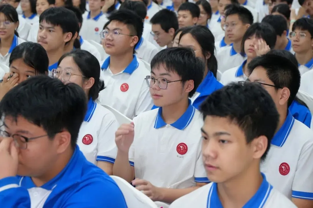 为心灵松绑,为中考赋能|致全力以赴的金狮初三少年-第14张图片-四季读书网