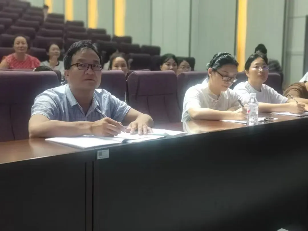 聚焦素养监测,精准备战中考-第16张图片-四季读书网