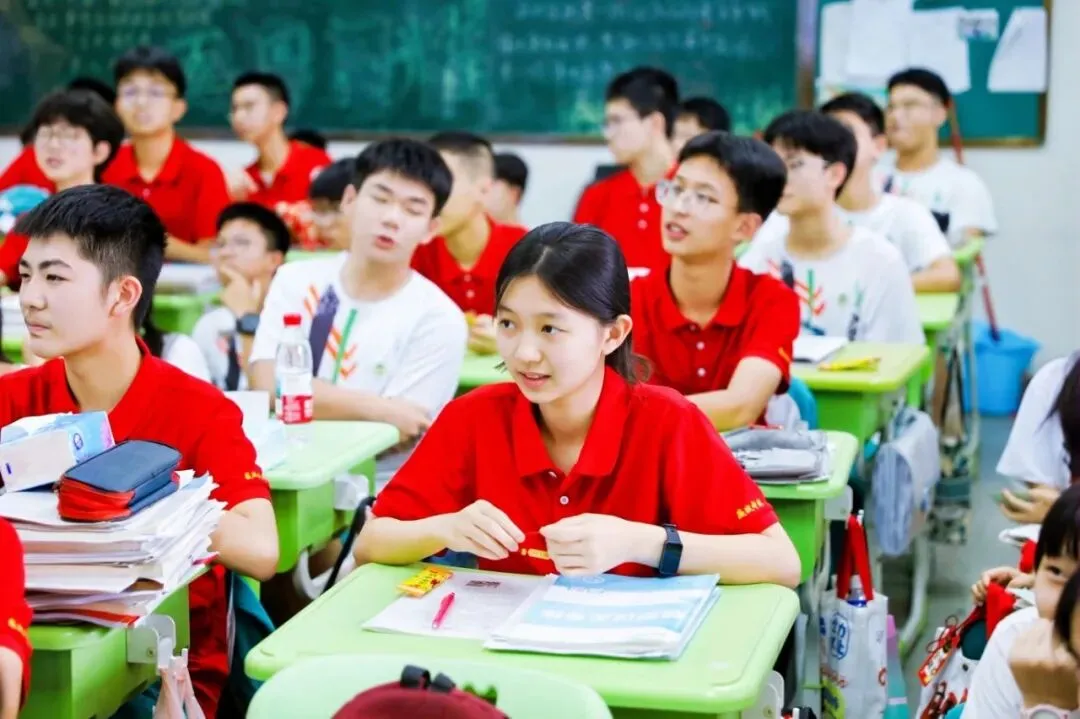以祝福为帆,赴中考山海-第16张图片-四季读书网