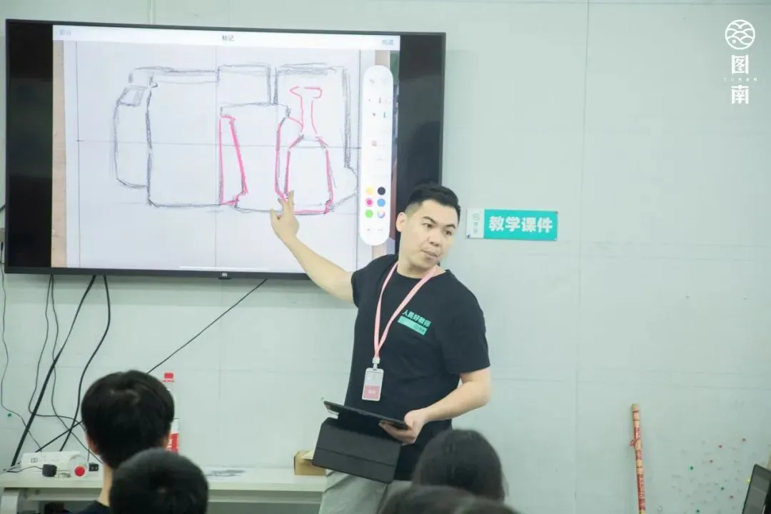 图南画室暑假中考集训班|针对性训练,初升高备考无忧-第9张图片-四季读书网 图南画室暑假中考集训班|针对性训练,初升高备考无忧-第9张图片-四季读书网