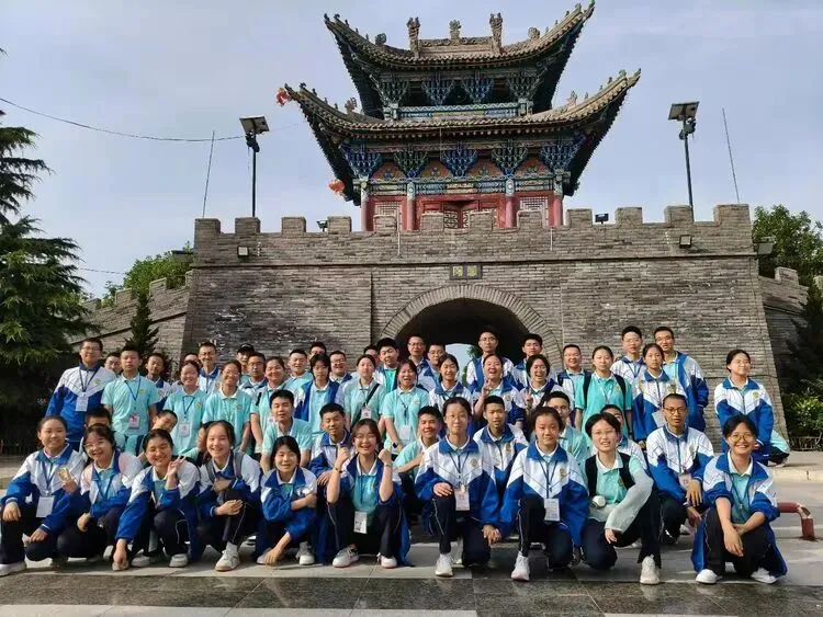 中考冲刺 为梦想全力以赴-第8张图片-四季读书网