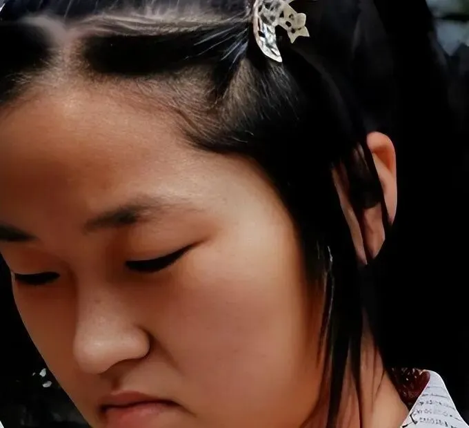 河南零分女生蒋多多,试卷写8000字骂高考,现状太唏嘘-第8张图片-四季读书网