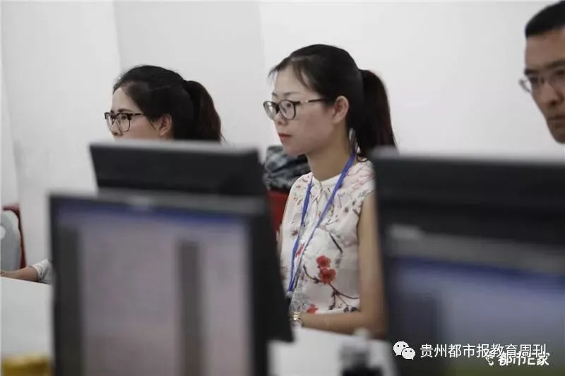 2026 年高考语文数学英语真题答案及命题深度解析|高考后重要时间节点|预计6月10日-24日阅卷|高考阅卷规则|贵州高考成绩6月25号左右查分|-第74张图片-四季读书网 2026 年高考语文数学英语真题答案及命题深度解析|高考后重要时间节点|预计6月10日-24日阅卷|高考阅卷规则|贵州高考成绩6月25号左右查分|-第74张图片-四季读书网