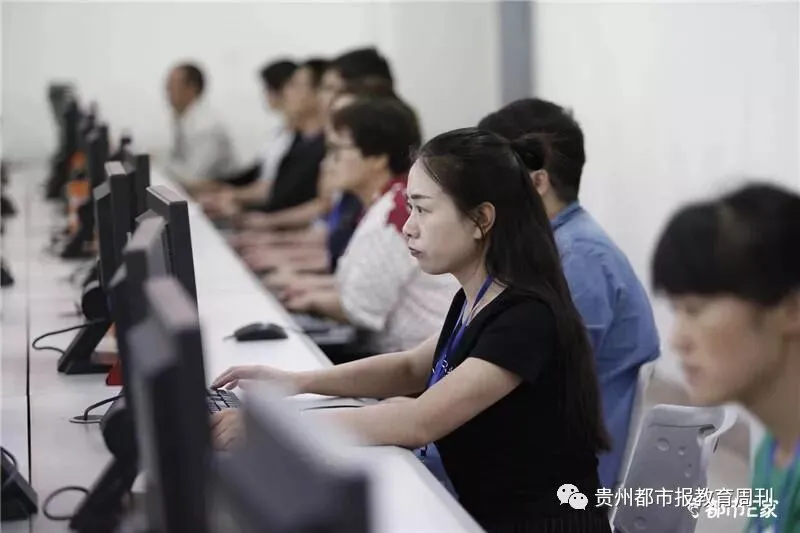 2026 年高考语文数学英语真题答案及命题深度解析|高考后重要时间节点|预计6月10日-24日阅卷|高考阅卷规则|贵州高考成绩6月25号左右查分|-第76张图片-四季读书网 2026 年高考语文数学英语真题答案及命题深度解析|高考后重要时间节点|预计6月10日-24日阅卷|高考阅卷规则|贵州高考成绩6月25号左右查分|-第76张图片-四季读书网