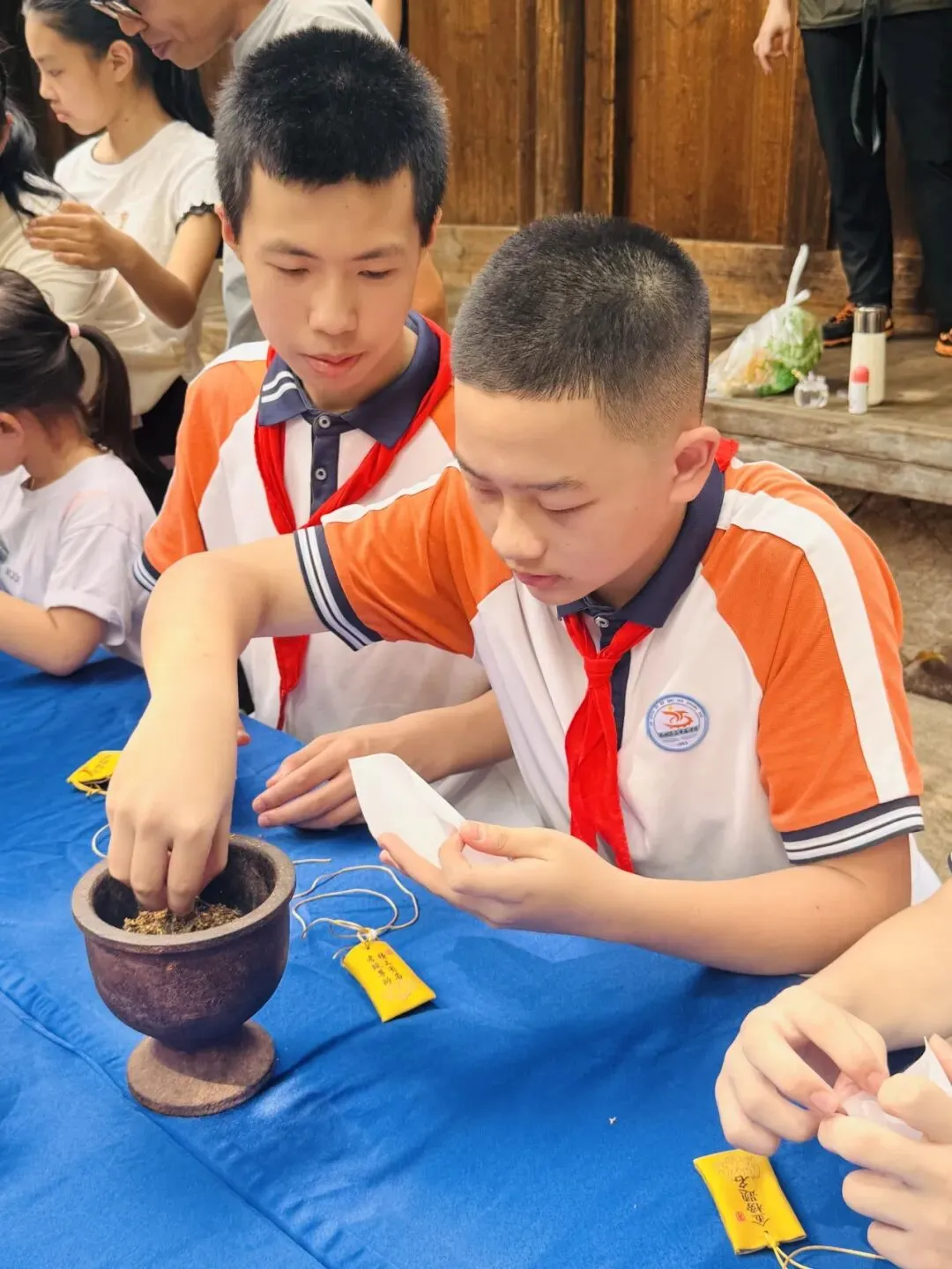中考在即|不刷题不内卷,一群中学生去学霸故里“加满油”-第25张图片-四季读书网