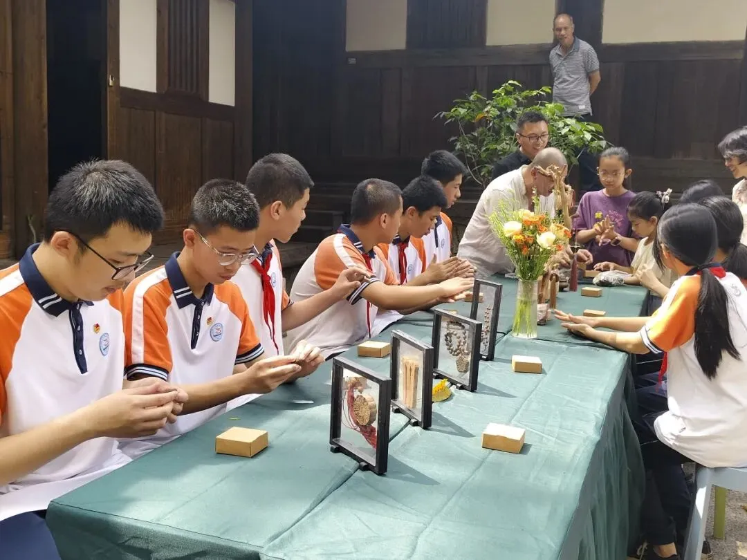 中考在即|不刷题不内卷,一群中学生去学霸故里“加满油”-第33张图片-四季读书网