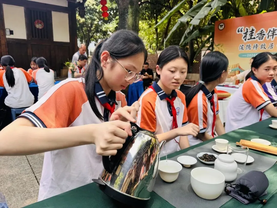 中考在即|不刷题不内卷,一群中学生去学霸故里“加满油”-第41张图片-四季读书网