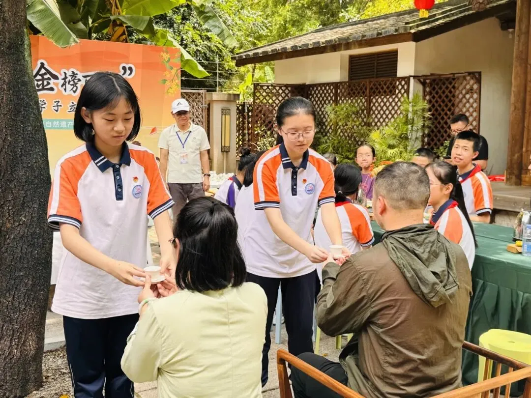 中考在即|不刷题不内卷,一群中学生去学霸故里“加满油”-第46张图片-四季读书网