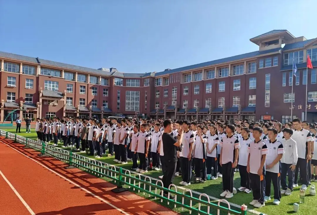 中考赛道上的精英摇篮|潍坊北海中学初中部:以极致培育,让优秀根植成长-第9张图片-四季读书网
