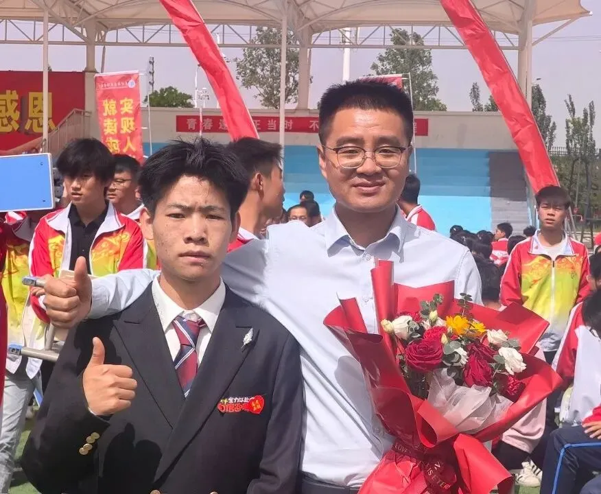中考倒计时6天!成功中考师生携手战中考-第21张图片-四季读书网