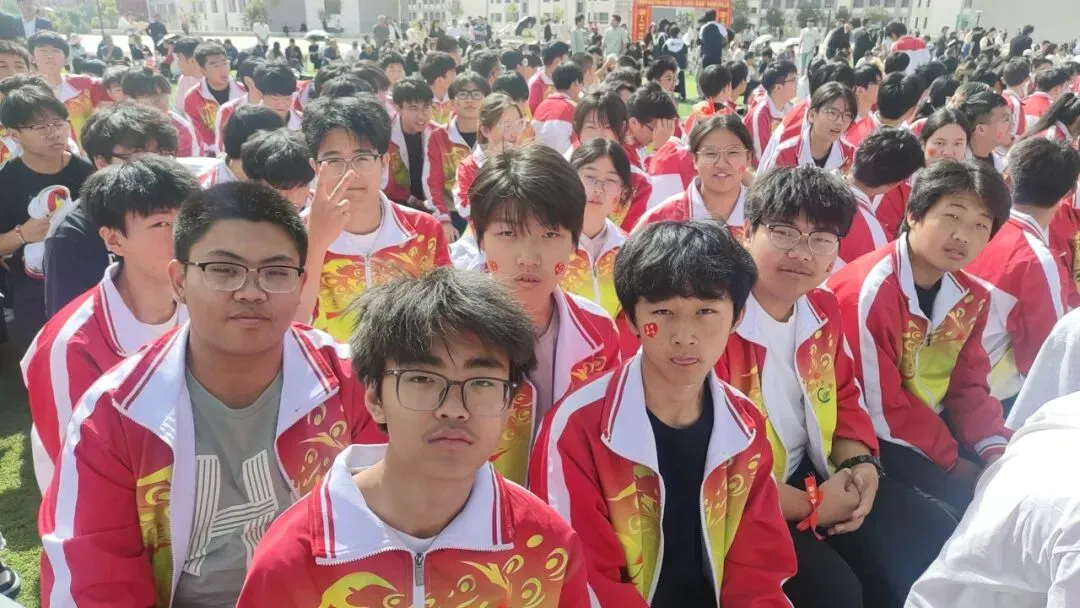 中考倒计时6天!成功中考师生携手战中考-第42张图片-四季读书网