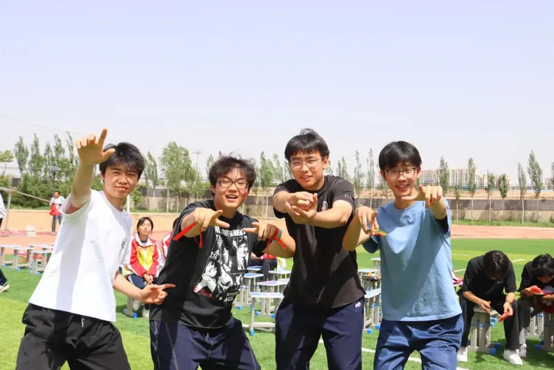 中考倒计时6天!成功中考师生携手战中考-第57张图片-四季读书网