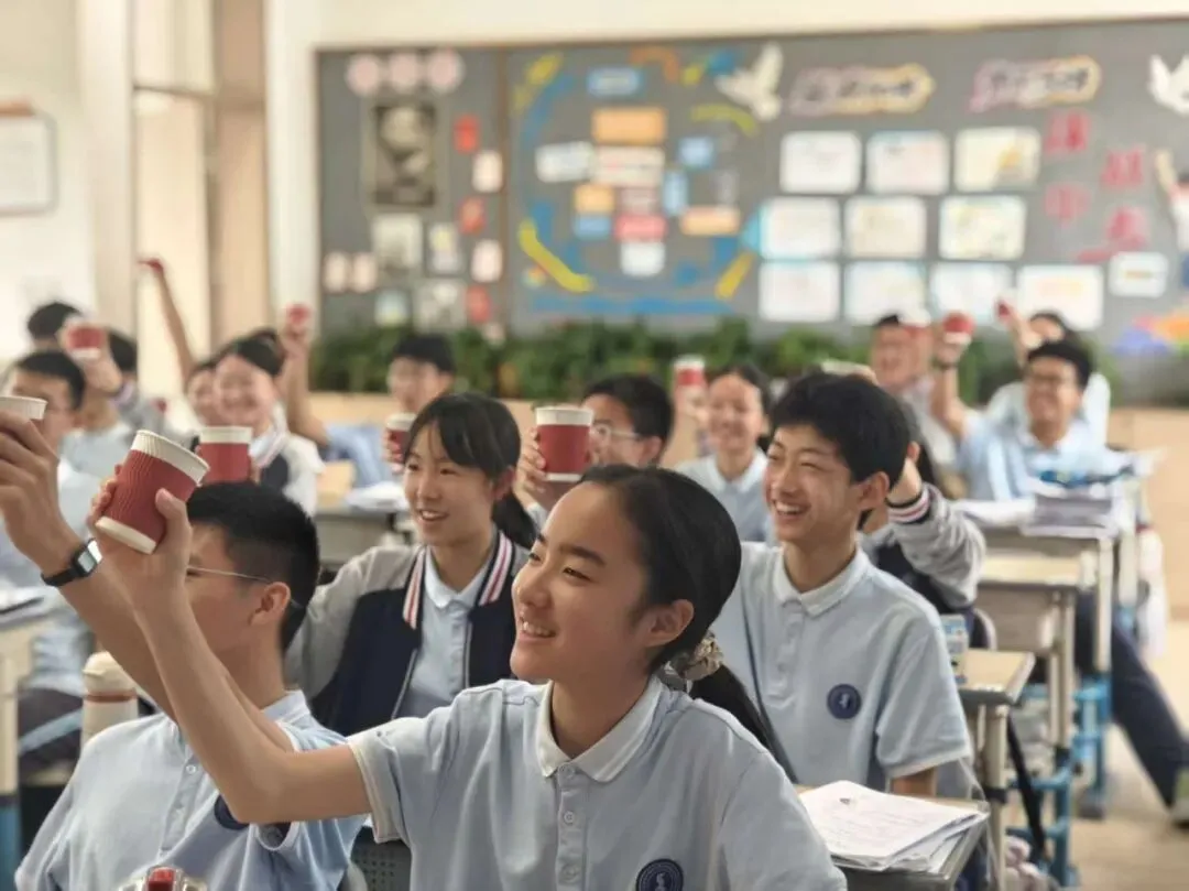 【助力中考】苦杨成甜,青春无悔——“扬眉吐气·采杨梅”主题教育活动-第22张图片-四季读书网 【助力中考】苦杨成甜,青春无悔——“扬眉吐气·采杨梅”主题教育活动-第22张图片-四季读书网