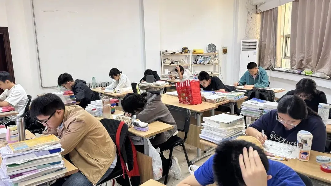 2026-2027年济南学仁初三中考复读学校招生简章!-第26张图片-四季读书网 2026-2027年济南学仁初三中考复读学校招生简章!-第26张图片-四季读书网