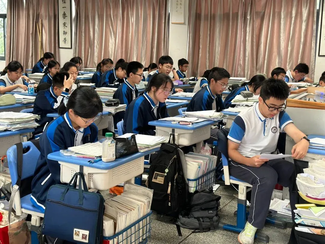 芒种至,勤耕耘,少年逐梦赴中考-第11张图片-四季读书网 芒种至,勤耕耘,少年逐梦赴中考-第11张图片-四季读书网