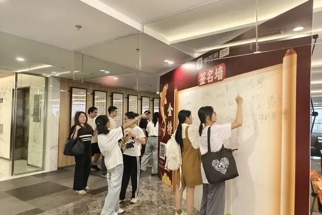 政策突变,如何填报完美的中考志愿?-第20张图片-四季读书网 政策突变,如何填报完美的中考志愿?-第20张图片-四季读书网