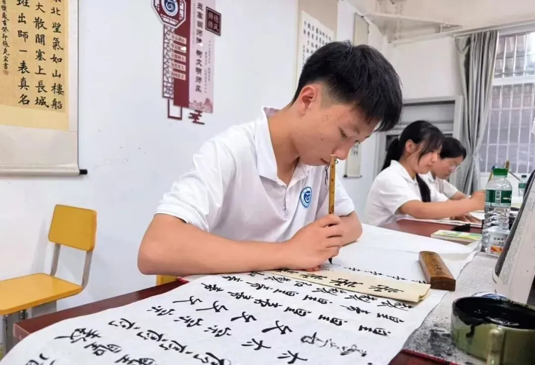 2026中考择校 | 弥渡县百川高级中学2026招生简章-第77张图片-四季读书网 2026中考择校 | 弥渡县百川高级中学2026招生简章-第77张图片-四季读书网