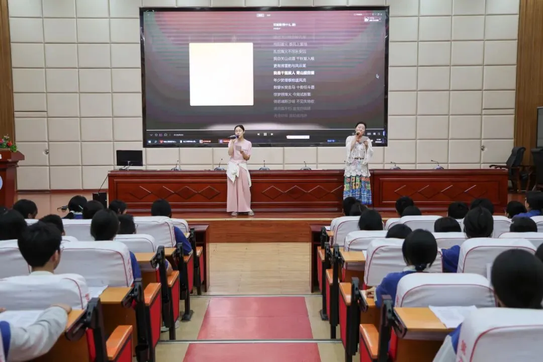 减压赋能·笑迎中考 -- 思源实验学校2026年中考考前减压活动-第6张图片-四季读书网 减压赋能·笑迎中考 -- 思源实验学校2026年中考考前减压活动-第6张图片-四季读书网