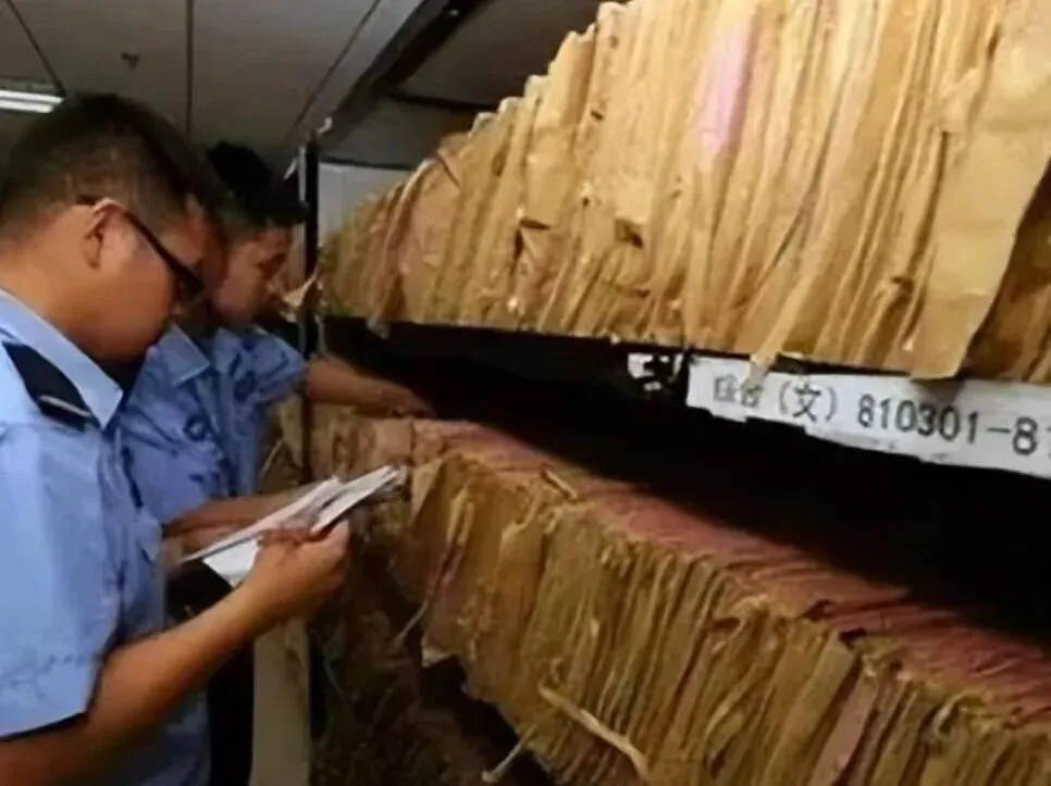 奇人档案:2003年高考试卷被盗案!19岁高三复读生,一念之差一夜之间改写600万考生命运-第4张图片-四季读书网 奇人档案:2003年高考试卷被盗案!19岁高三复读生,一念之差一夜之间改写600万考生命运-第4张图片-四季读书网