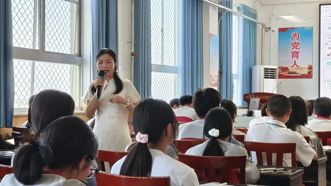 心灵赋能迎中考 凝心聚力赴前程|12355青少年服务站走进阎良区关山初级中学-第2张图片-四季读书网 心灵赋能迎中考 凝心聚力赴前程|12355青少年服务站走进阎良区关山初级中学-第2张图片-四季读书网