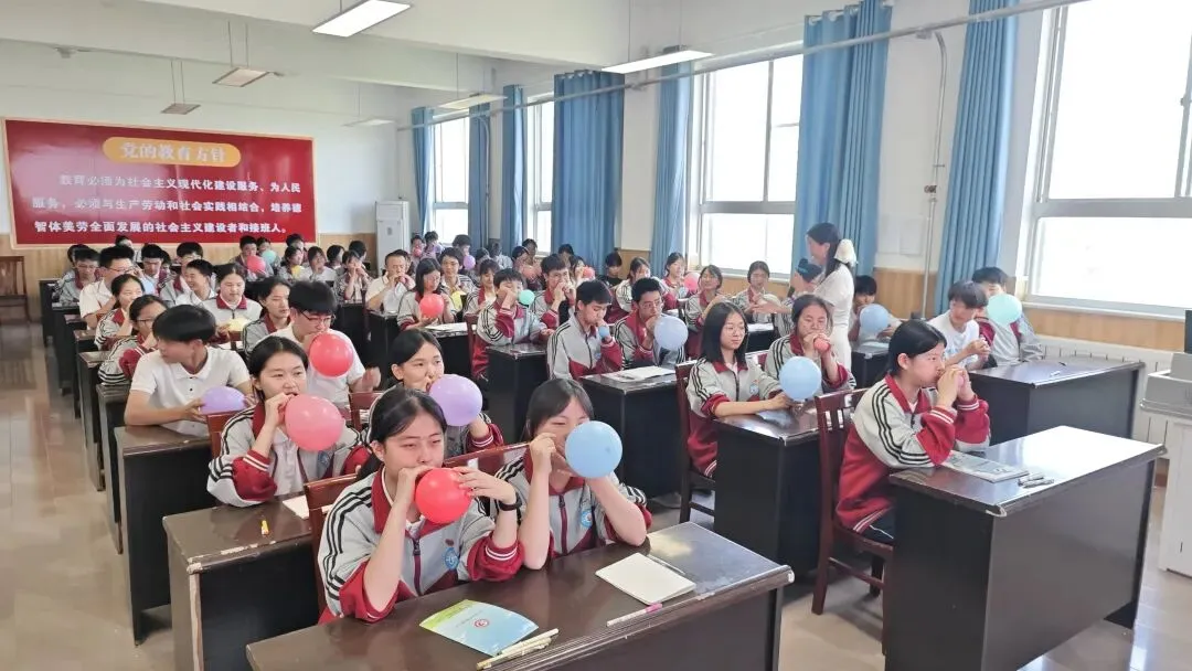 心灵赋能迎中考 凝心聚力赴前程|12355青少年服务站走进阎良区关山初级中学-第4张图片-四季读书网 心灵赋能迎中考 凝心聚力赴前程|12355青少年服务站走进阎良区关山初级中学-第4张图片-四季读书网