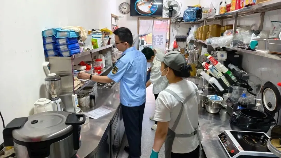 护航平安中考!上杭开展校园及周边安全隐患排查整治专项行动-第5张图片-四季读书网 护航平安中考!上杭开展校园及周边安全隐患排查整治专项行动-第5张图片-四季读书网