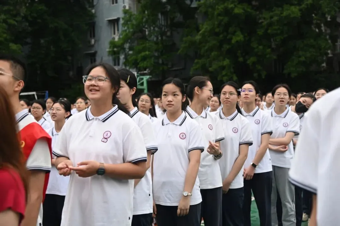 少年可盼,志在凌云|温州二中中考励志主题活动温情启幕,全员聚力为梦想护航-第11张图片-四季读书网