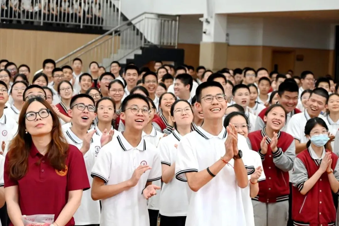 少年可盼,志在凌云|温州二中中考励志主题活动温情启幕,全员聚力为梦想护航-第13张图片-四季读书网