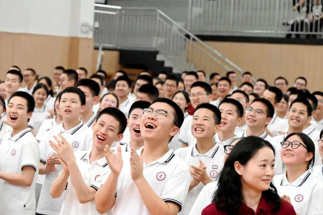 少年可盼,志在凌云|温州二中中考励志主题活动温情启幕,全员聚力为梦想护航-第14张图片-四季读书网