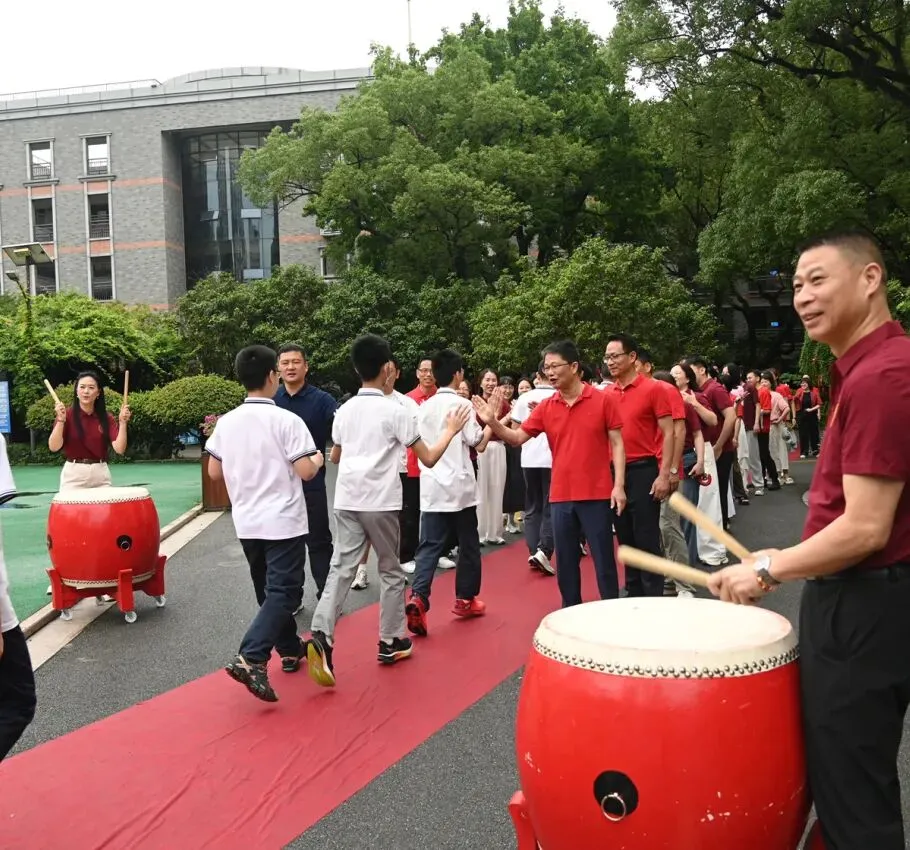 少年可盼,志在凌云|温州二中中考励志主题活动温情启幕,全员聚力为梦想护航-第40张图片-四季读书网