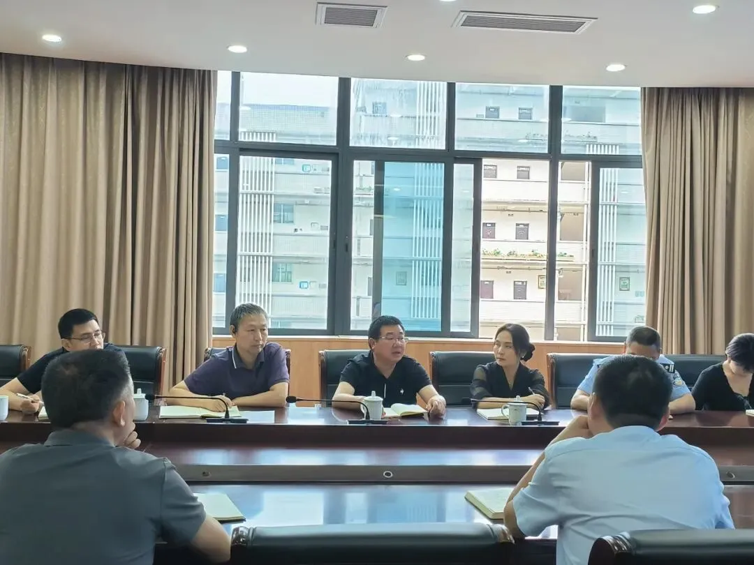 全力以“护”��!我镇为955名中考少年撑起“安全伞”-第17张图片-四季读书网