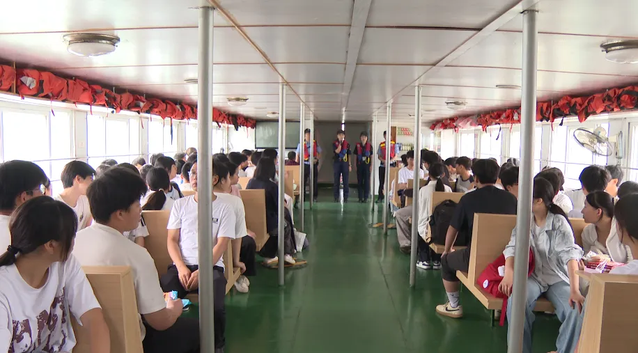 连续22年,他们又为中考学子“水上赶考路”护航-第6张图片-四季读书网 连续22年,他们又为中考学子“水上赶考路”护航-第6张图片-四季读书网
