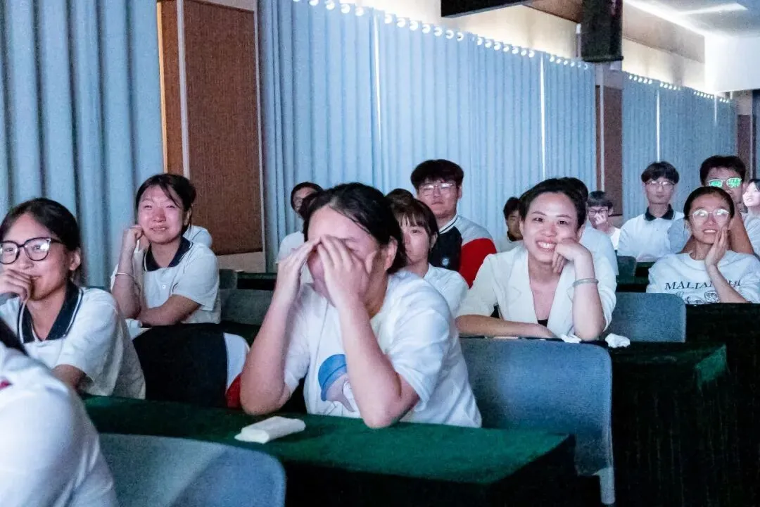 决战中考 逐梦前行 | 聊城水城双语学校圆满举办2023级中考决胜壮行会-第31张图片-四季读书网 决战中考 逐梦前行 | 聊城水城双语学校圆满举办2023级中考决胜壮行会-第31张图片-四季读书网