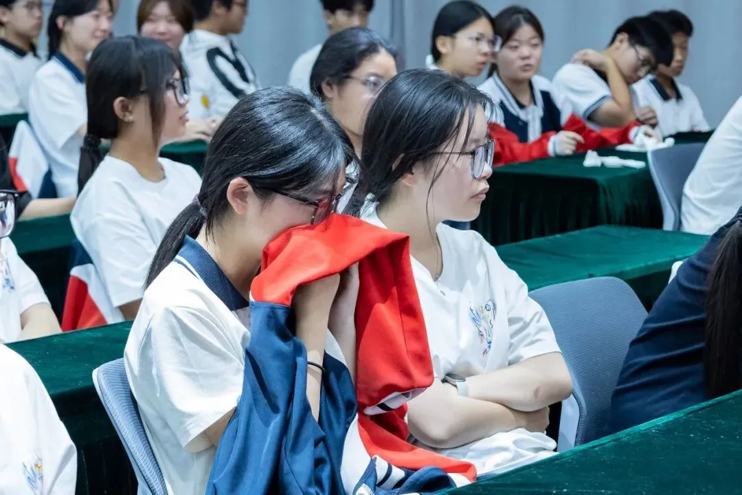 决战中考 逐梦前行 | 聊城水城双语学校圆满举办2023级中考决胜壮行会-第46张图片-四季读书网 决战中考 逐梦前行 | 聊城水城双语学校圆满举办2023级中考决胜壮行会-第46张图片-四季读书网