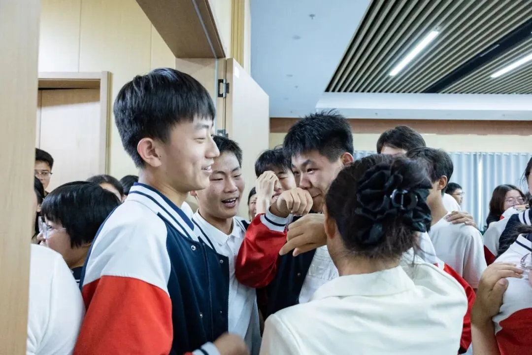 决战中考 逐梦前行 | 聊城水城双语学校圆满举办2023级中考决胜壮行会-第67张图片-四季读书网 决战中考 逐梦前行 | 聊城水城双语学校圆满举办2023级中考决胜壮行会-第67张图片-四季读书网