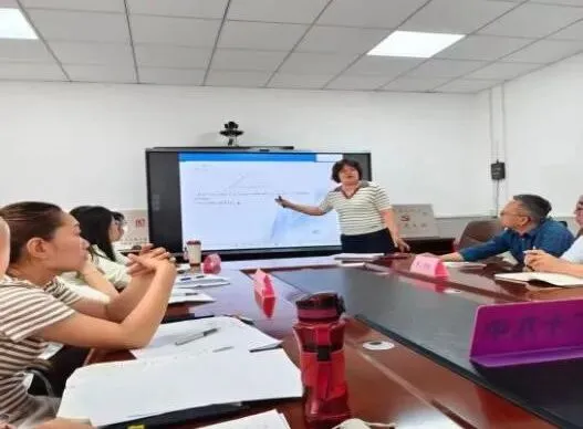 深耕教研析试卷 聚力笃行促提升——太原市区域共同体教研第五组初中数学教研活动-第16张图片-四季读书网 深耕教研析试卷 聚力笃行促提升——太原市区域共同体教研第五组初中数学教研活动-第16张图片-四季读书网