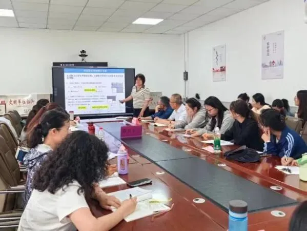 深耕教研析试卷 聚力笃行促提升——太原市区域共同体教研第五组初中数学教研活动-第21张图片-四季读书网 深耕教研析试卷 聚力笃行促提升——太原市区域共同体教研第五组初中数学教研活动-第21张图片-四季读书网