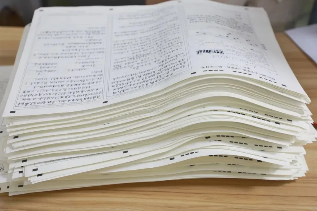 全真模拟考!工业经济高二学子提前“迈”高三!-第29张图片-四季读书网 全真模拟考!工业经济高二学子提前“迈”高三!-第29张图片-四季读书网