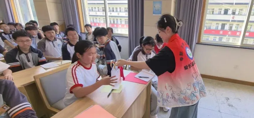 学校社会工作 | 稳心聚力·轻赴中考-第22张图片-四季读书网