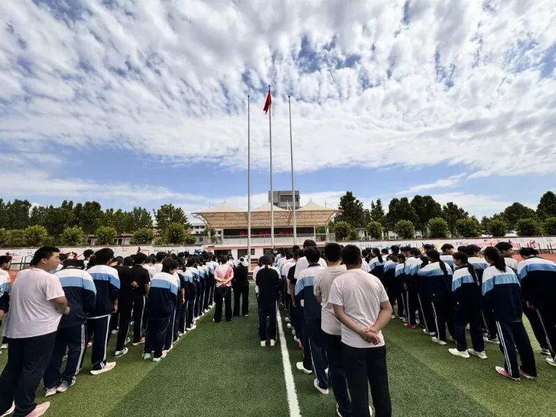 莱芜区方下中学召开中考考前初四毕业生心理疏导专题会-第4张图片-四季读书网 莱芜区方下中学召开中考考前初四毕业生心理疏导专题会-第4张图片-四季读书网