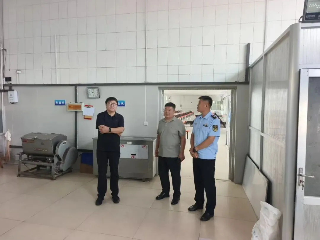 护航中考 食安先行——兴福镇抓实检查筑牢校园食品安全防线-第2张图片-四季读书网 护航中考 食安先行——兴福镇抓实检查筑牢校园食品安全防线-第2张图片-四季读书网