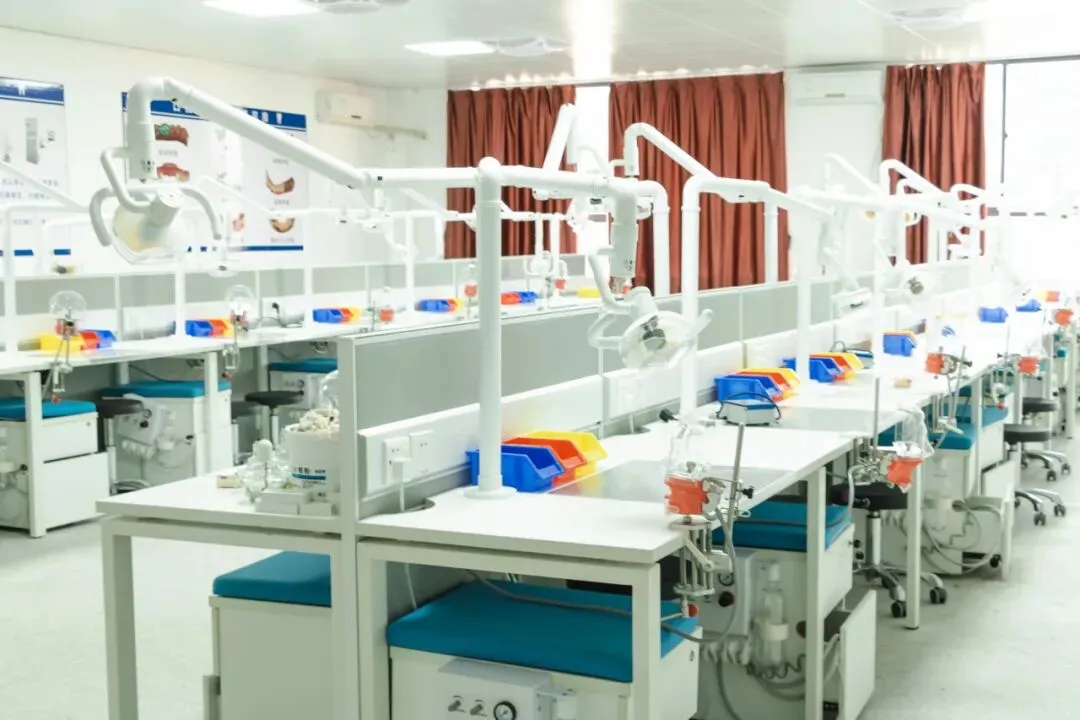 中考志愿指南 | 惠州市华磐职业技术学校 2026招生简章【自主招生】-第11张图片-四季读书网 中考志愿指南 | 惠州市华磐职业技术学校 2026招生简章【自主招生】-第11张图片-四季读书网