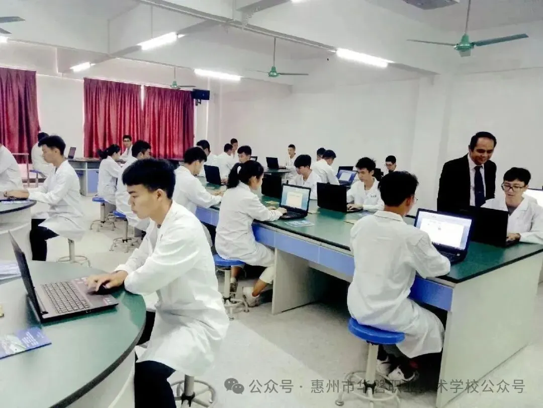 中考志愿指南 | 惠州市华磐职业技术学校 2026招生简章【自主招生】-第37张图片-四季读书网 中考志愿指南 | 惠州市华磐职业技术学校 2026招生简章【自主招生】-第37张图片-四季读书网