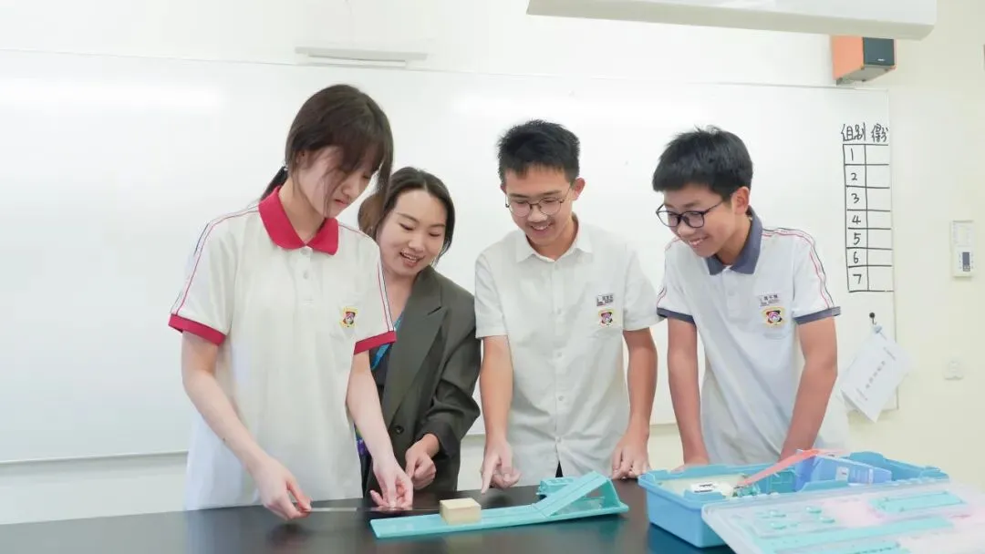 康桥初中部:兼顾中考与留学,为孩子解锁更多人生选择-第12张图片-四季读书网 康桥初中部:兼顾中考与留学,为孩子解锁更多人生选择-第12张图片-四季读书网