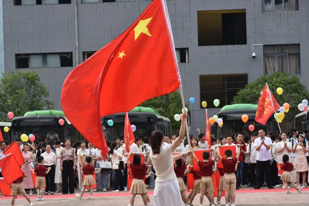 思源少年 出征中考 ——平昌县思源实验学校2023级中考出征仪式-第13张图片-四季读书网