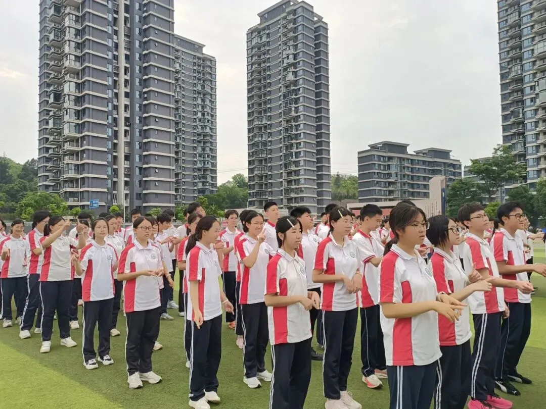 考前“充电”!心态开挂迎战中考-第22张图片-四季读书网 考前“充电”!心态开挂迎战中考-第22张图片-四季读书网